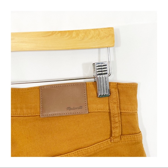 NEW Madewell 9” Mid Rise Skinny Leg Button Front Garment Dyed Jeans - Picture 10 of 14